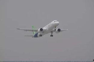 国产通用飞机首飞视频,翱翔蓝天，铸就民族航空新篇章